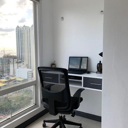1 Bedroom With Balcony, Fully Furnished Overlooking Manila Bay At Birch Tower, Malate, Manila Dış mekan fotoğraf